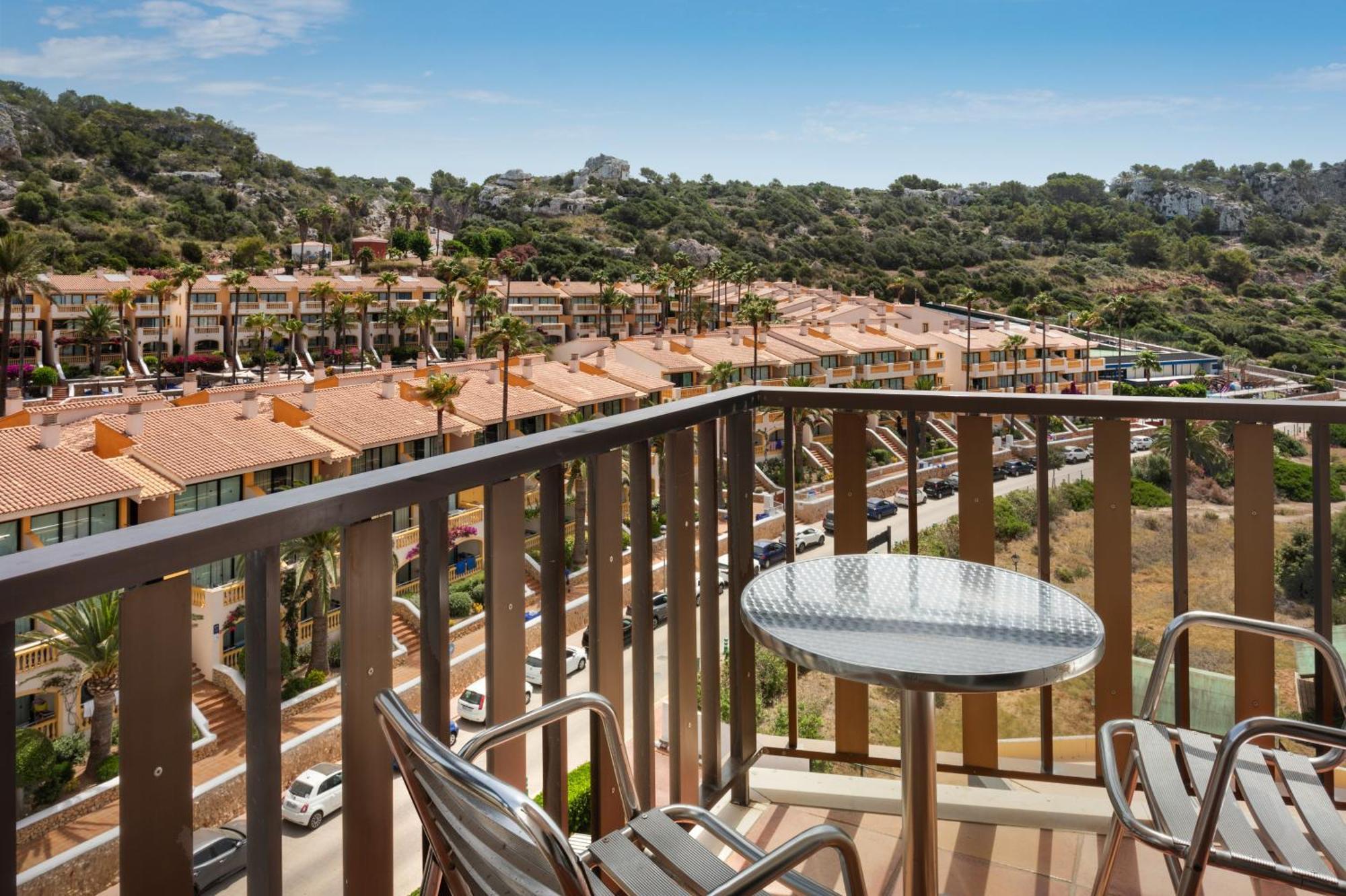 Sol Milanos Pingueinos Hotel Son Bou Exterior photo